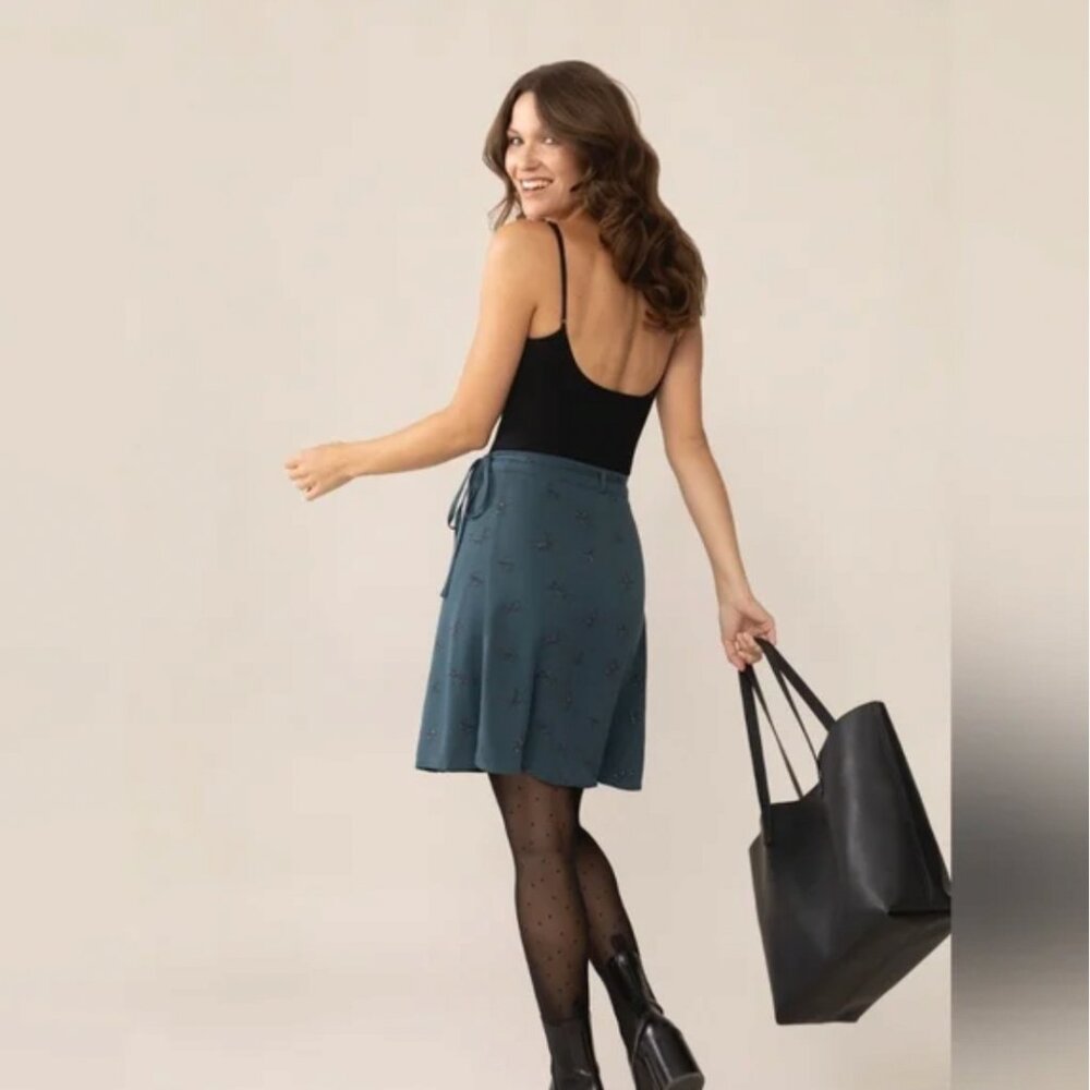 Naomi Blue Foliage Wrap Skirt - Picture 3 of 8